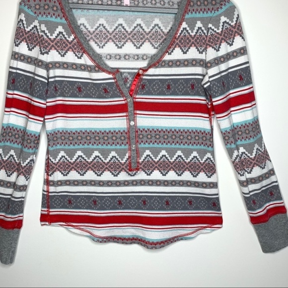 Victoria Secret Striped Thermal Shirt Size S Red Gray V Neck Long Sleeve Warm - Picture 3 of 6
